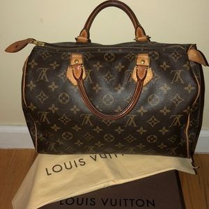 Louis Vuitton Authentic “Speedy 30” Handbag
